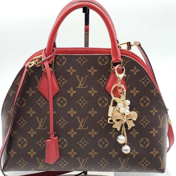 100% Auth Louis Vuitton Lock & Key with unbranded Bagcharm, Keycharm, Keychain - Picture 1 of 8